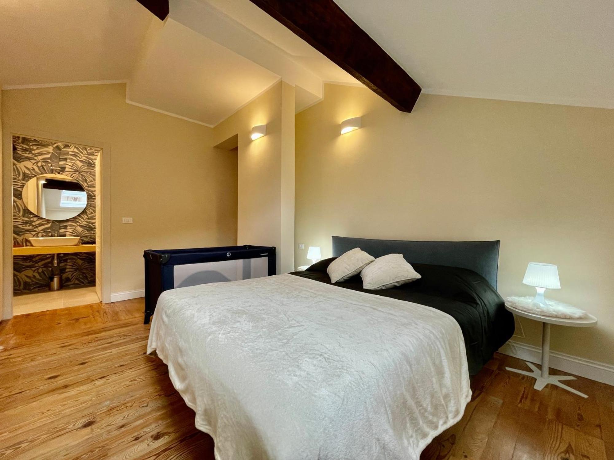Villa Migliorini Lusso & Comfort In Finalborgo. Finale Ligure Exteriör bild