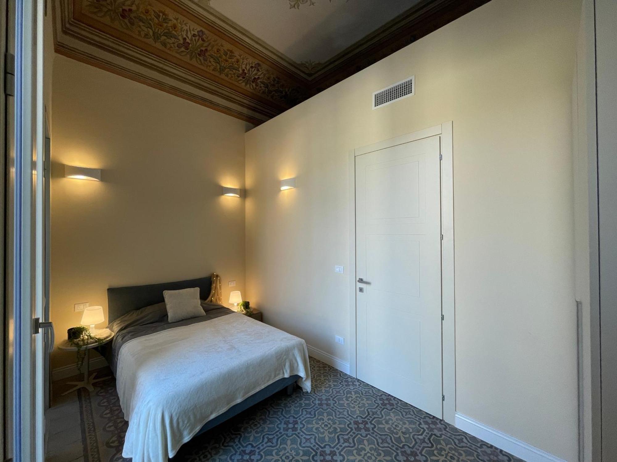 Villa Migliorini Lusso & Comfort In Finalborgo. Finale Ligure Exteriör bild