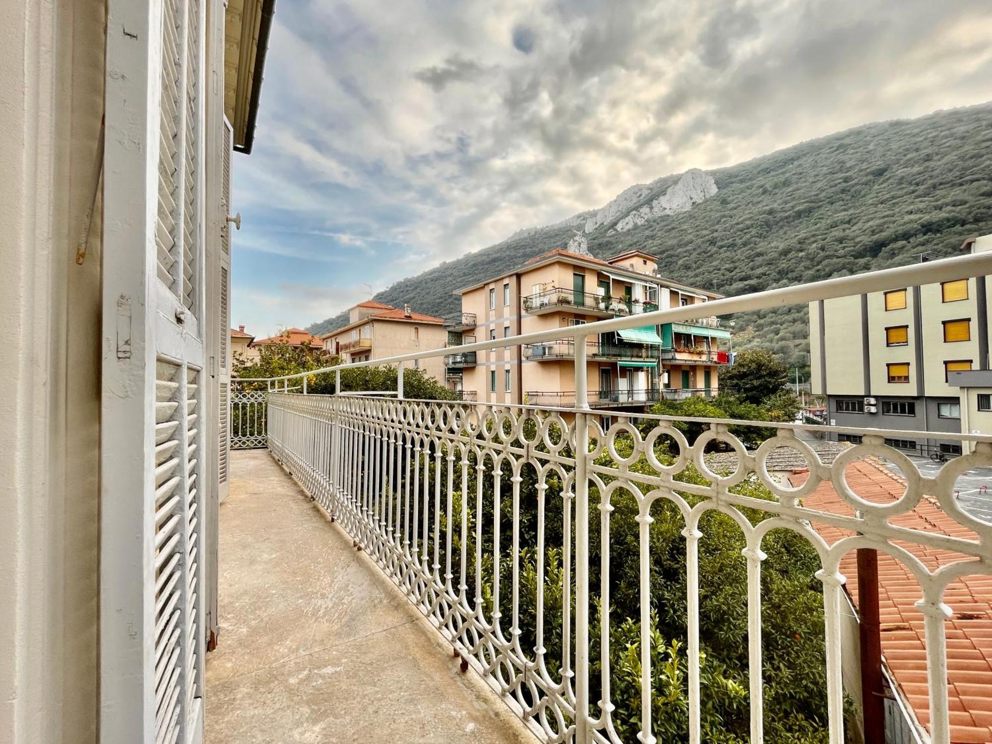 Villa Migliorini Lusso & Comfort In Finalborgo. Finale Ligure Rum bild